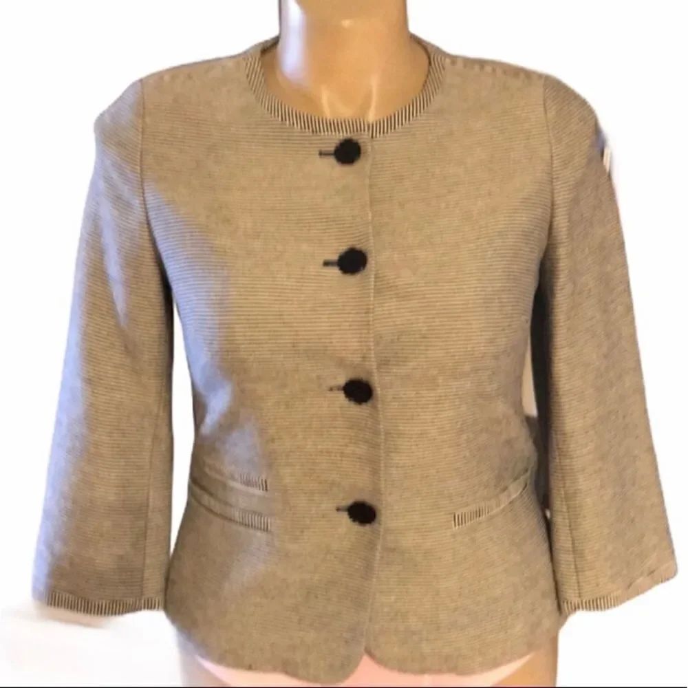 Talbots Petites Size 12P Jacket Navy and White